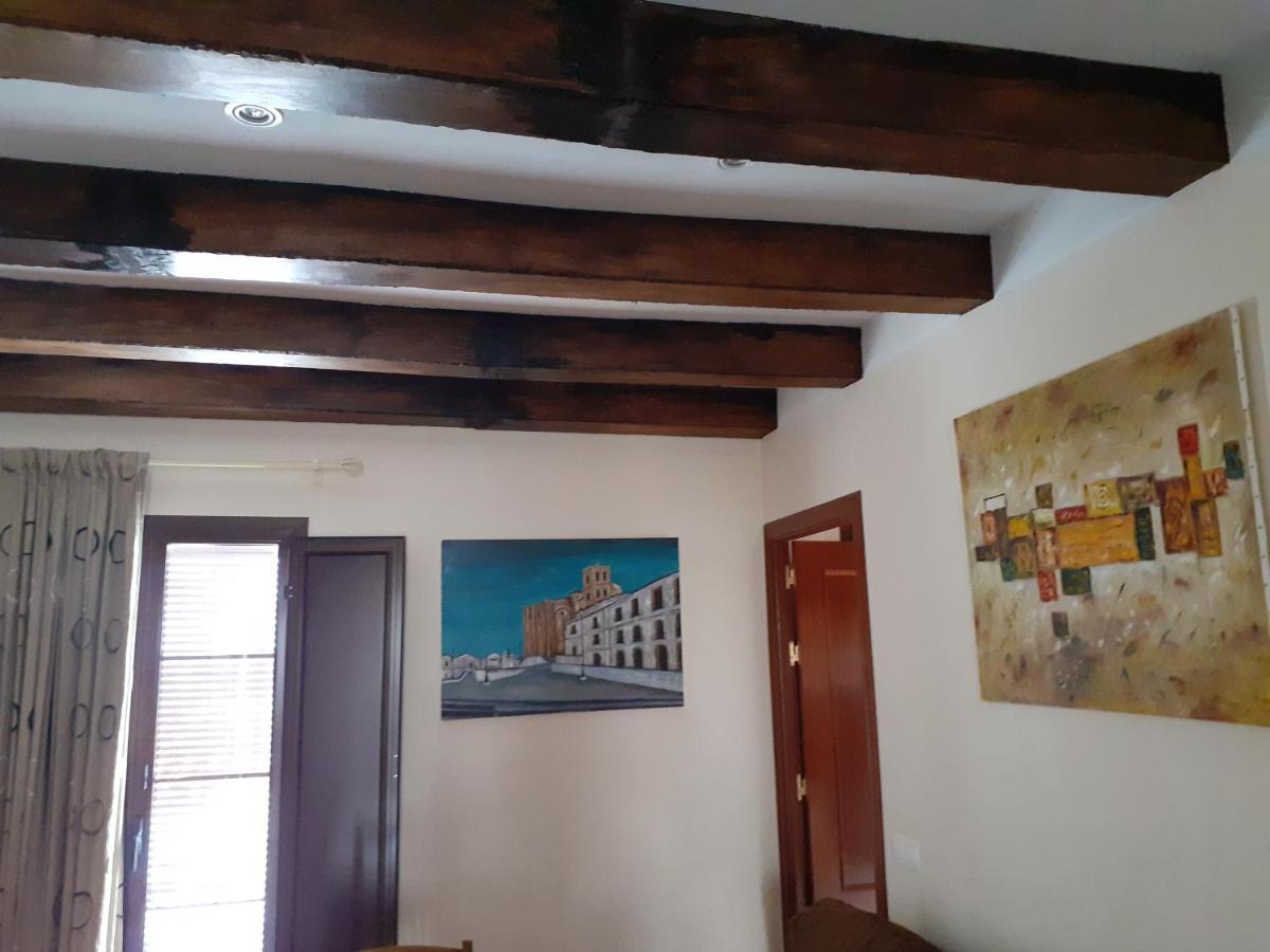 Apartamento Callentum กาซาญา เดลา เซียร์รา ภายนอก รูปภาพ